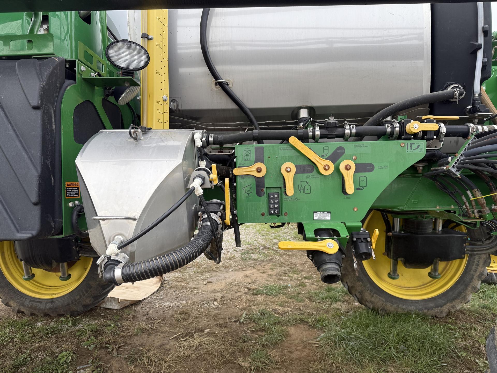 2018 John Deere R4030 Image