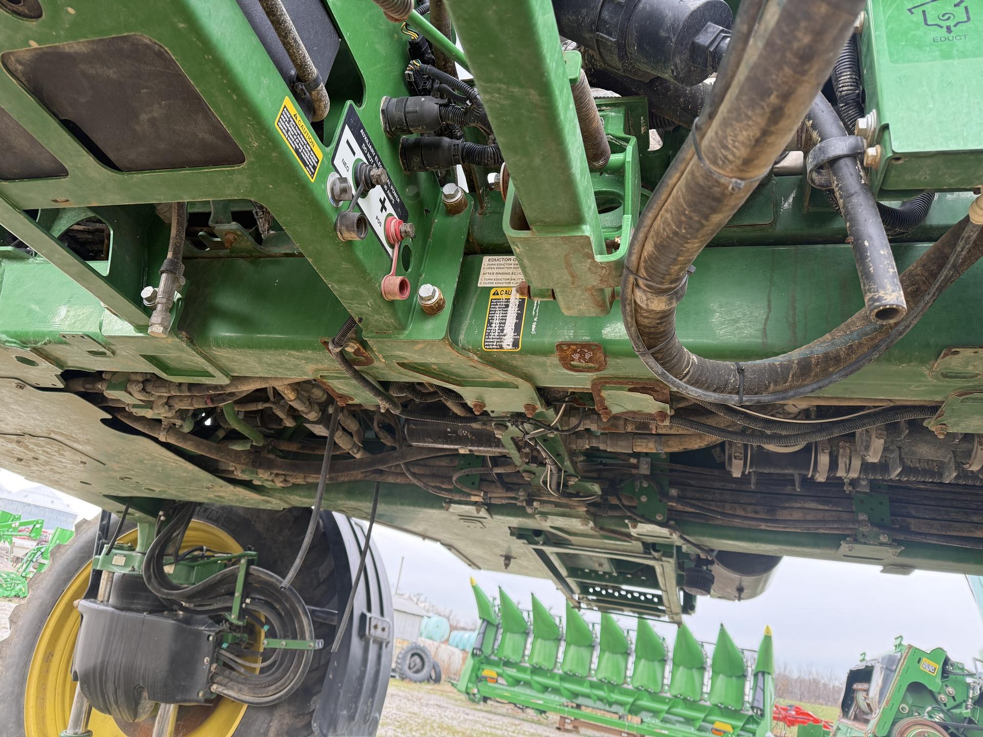 2018 John Deere R4030 Image