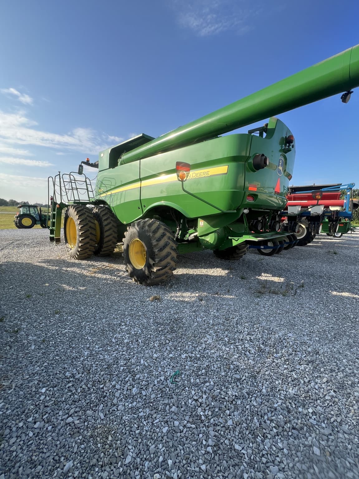 2013 John Deere S670 Image