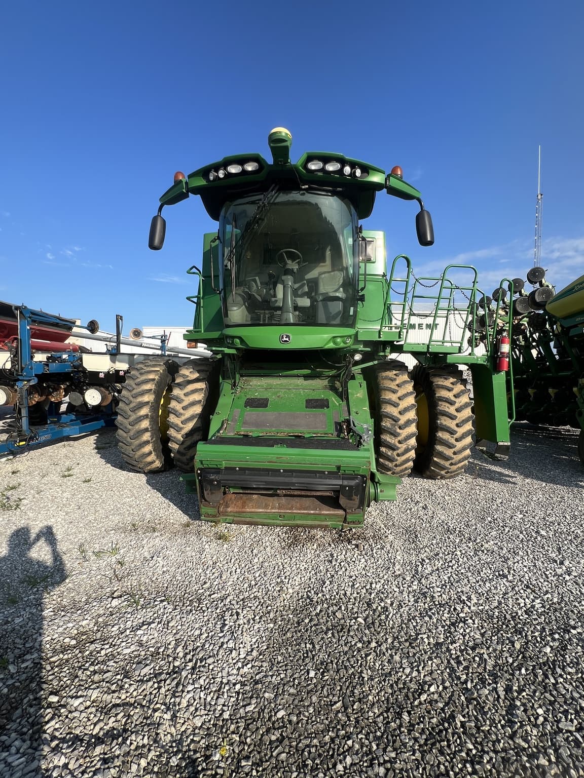 2013 John Deere S670 Image