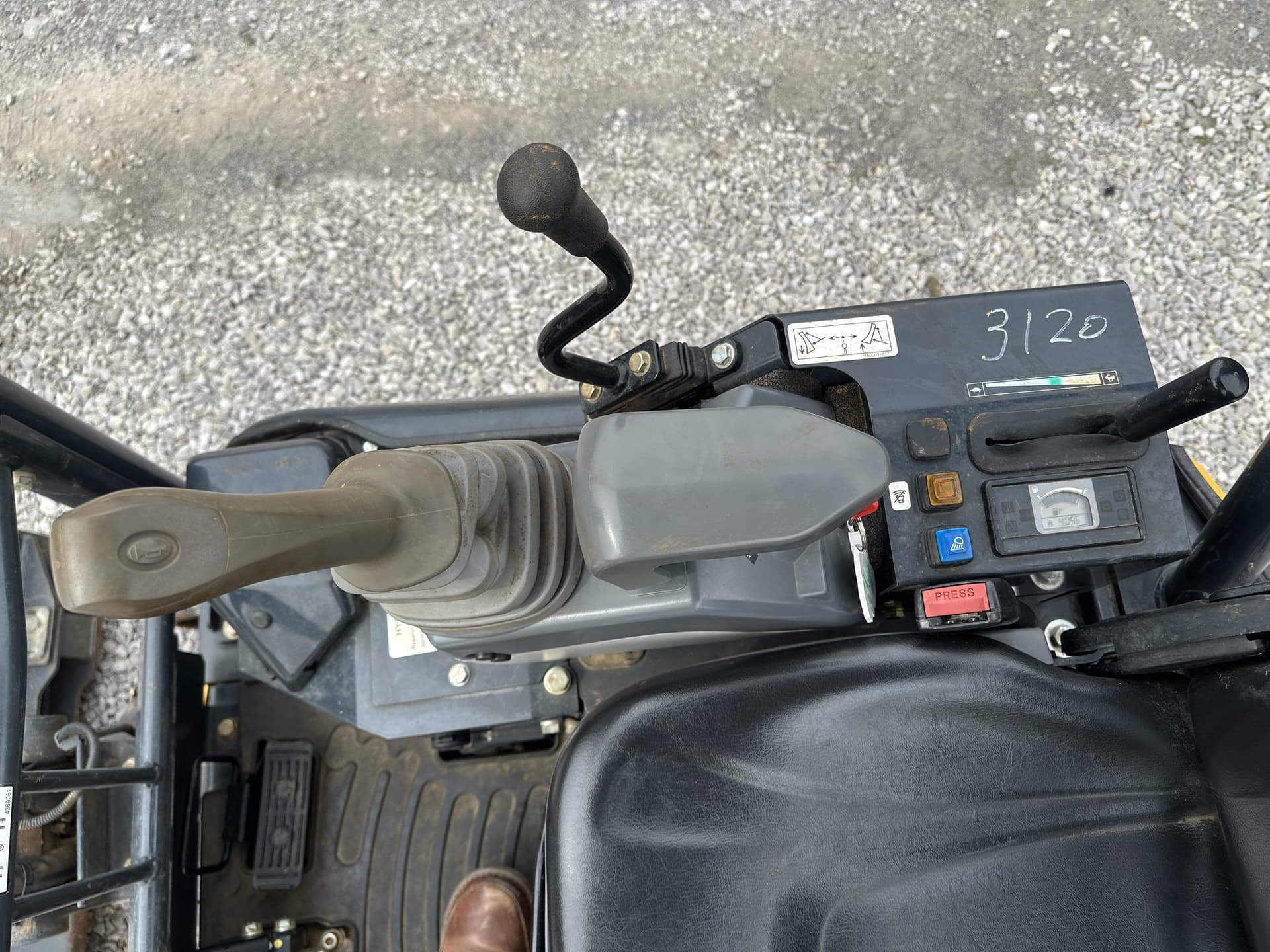 2022 John Deere 17G Image