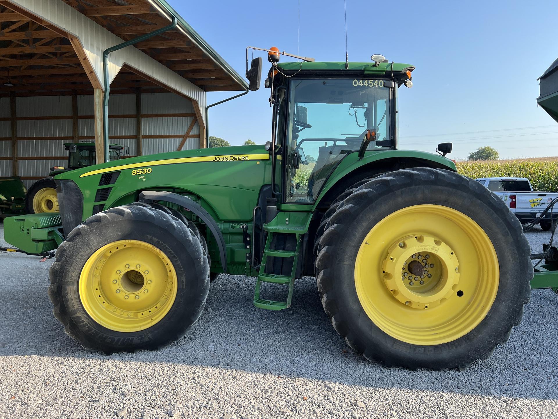 2009 John Deere 8530