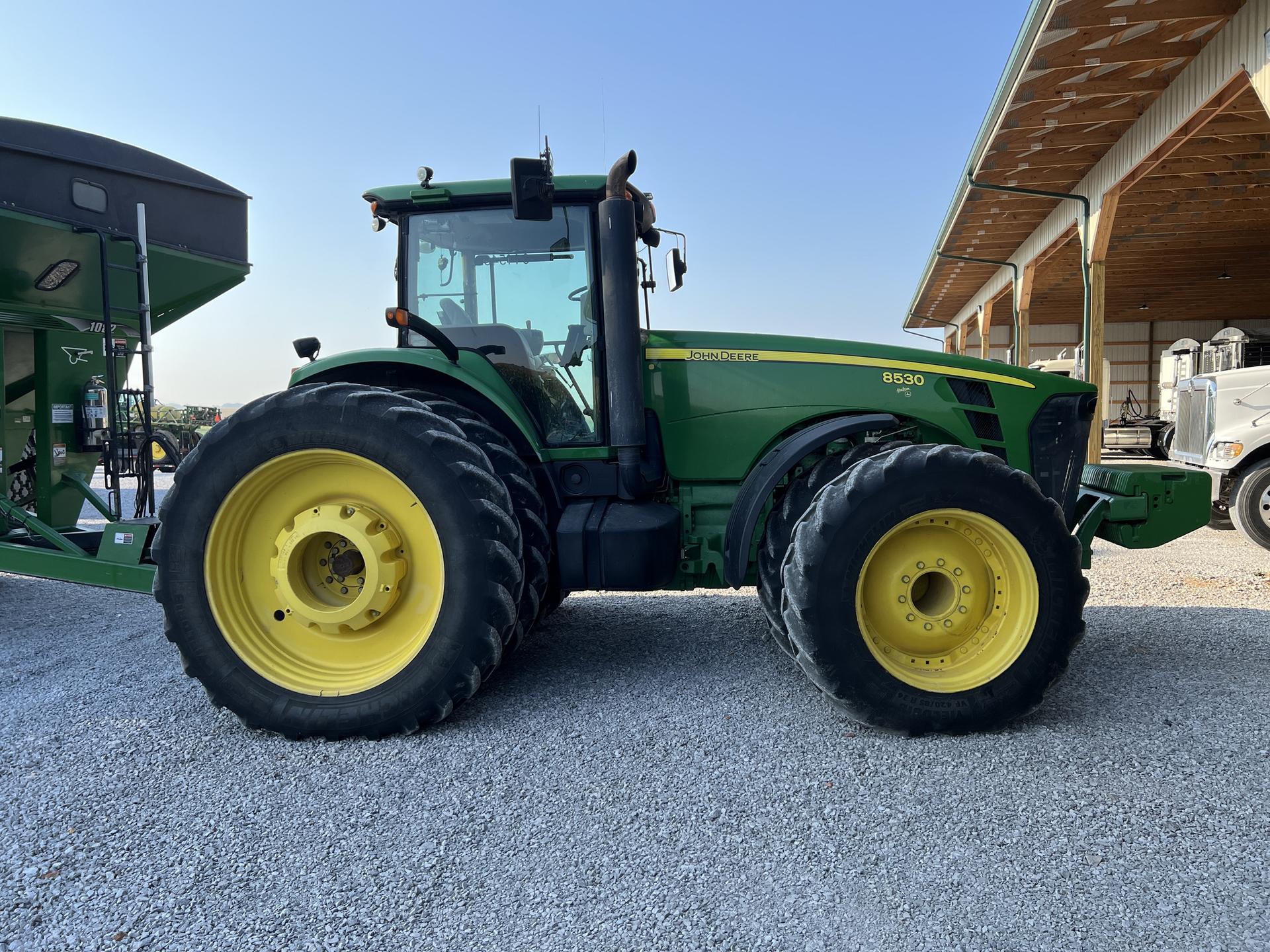 2009 John Deere 8530