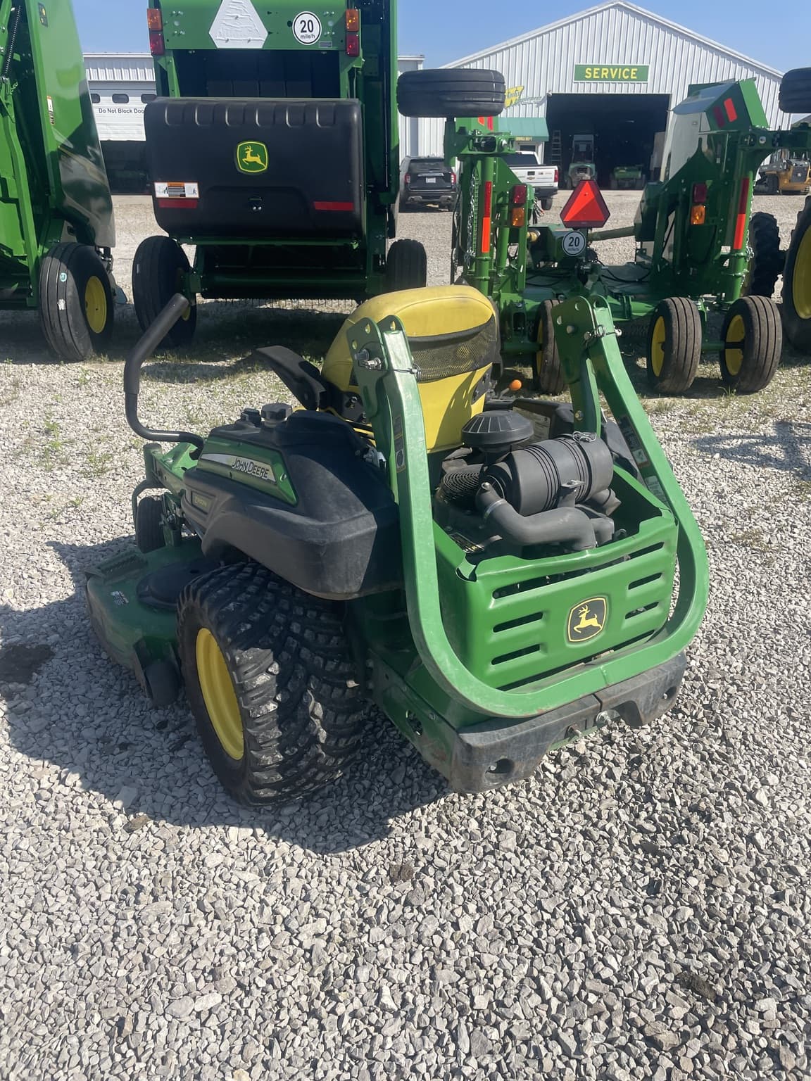 2016 John Deere Z930M Image