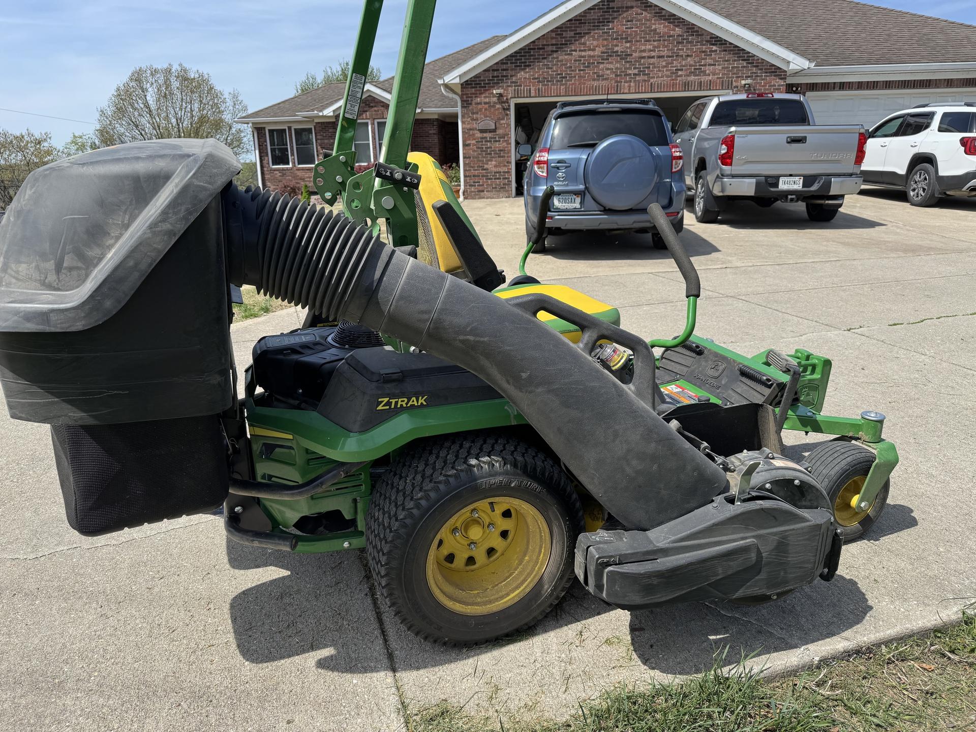 2021 John Deere Z545R Image