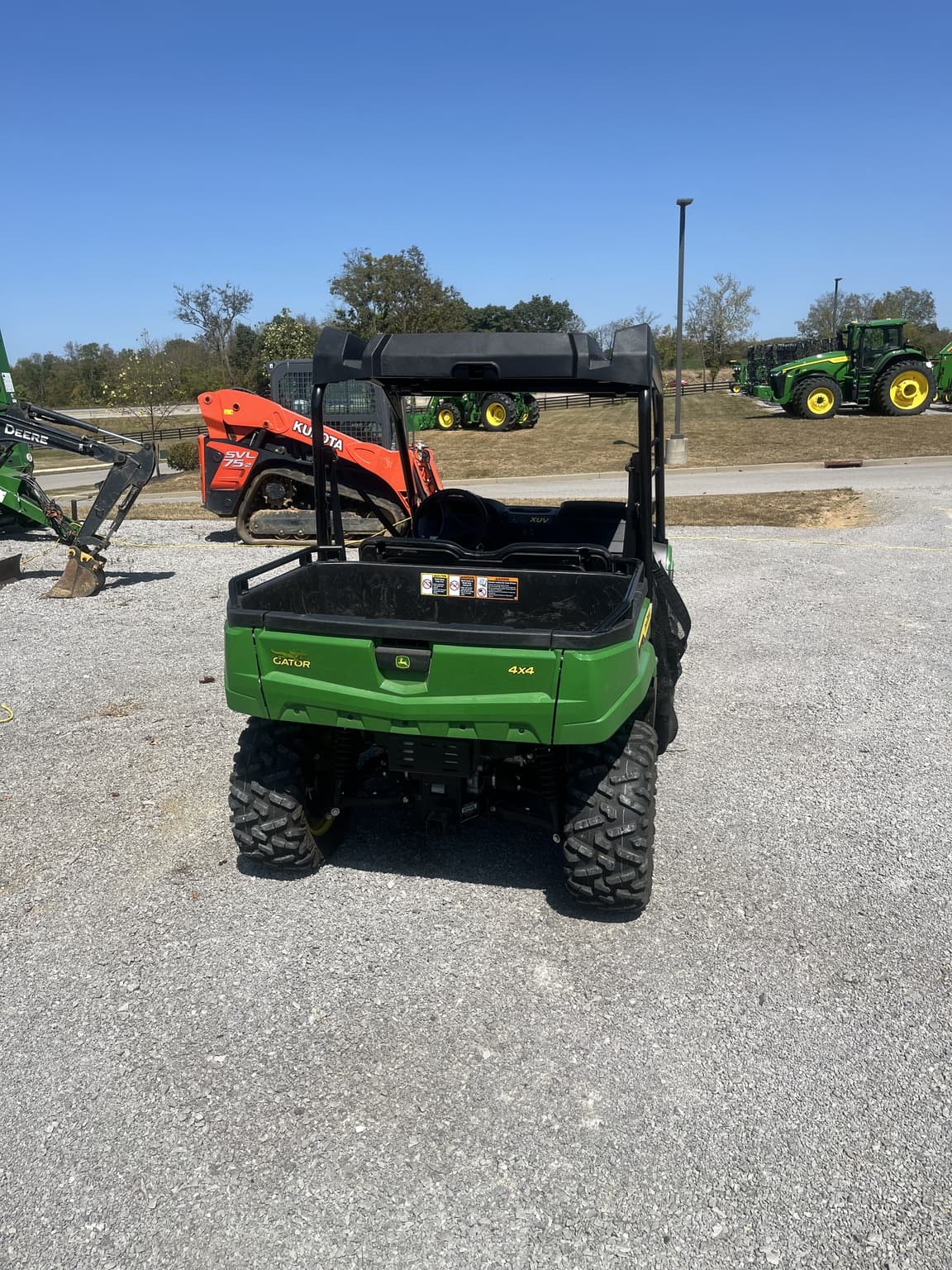 2024 John Deere XUV560E Image