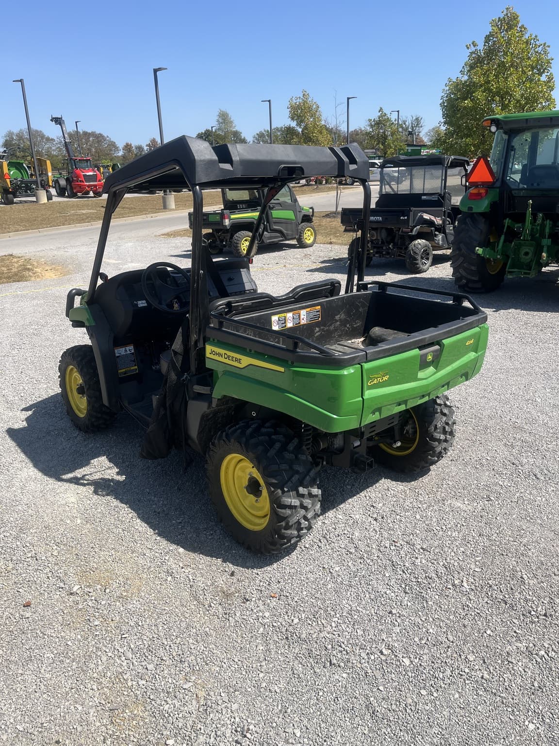 2024 John Deere XUV560E