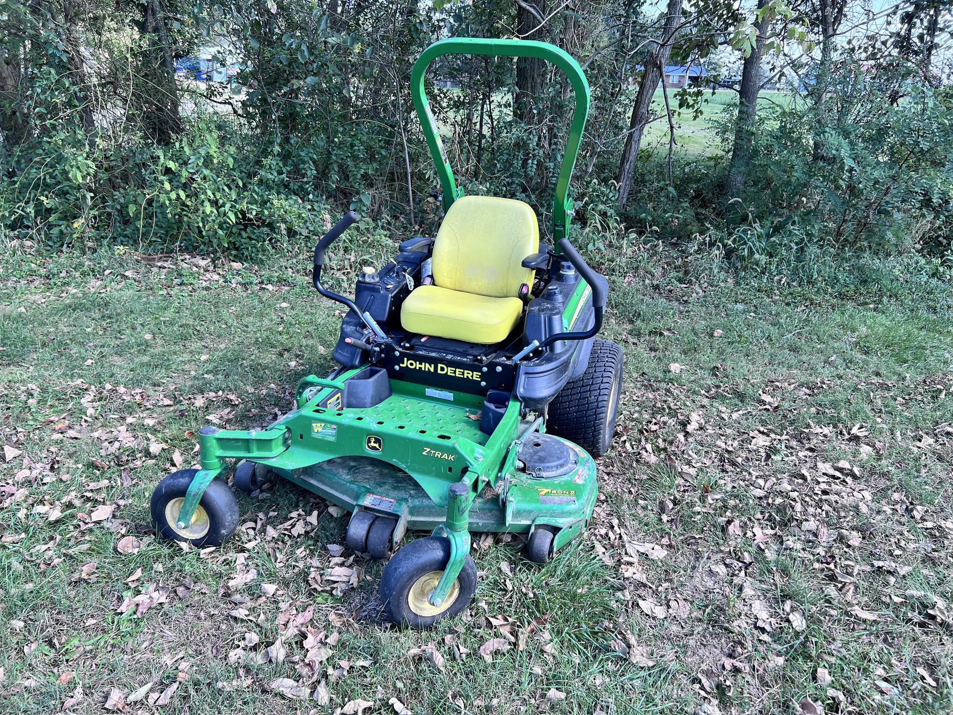 2016 John Deere Z915B