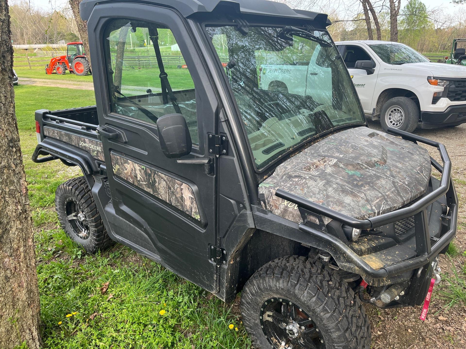 2024 John Deere XUV 835R Image