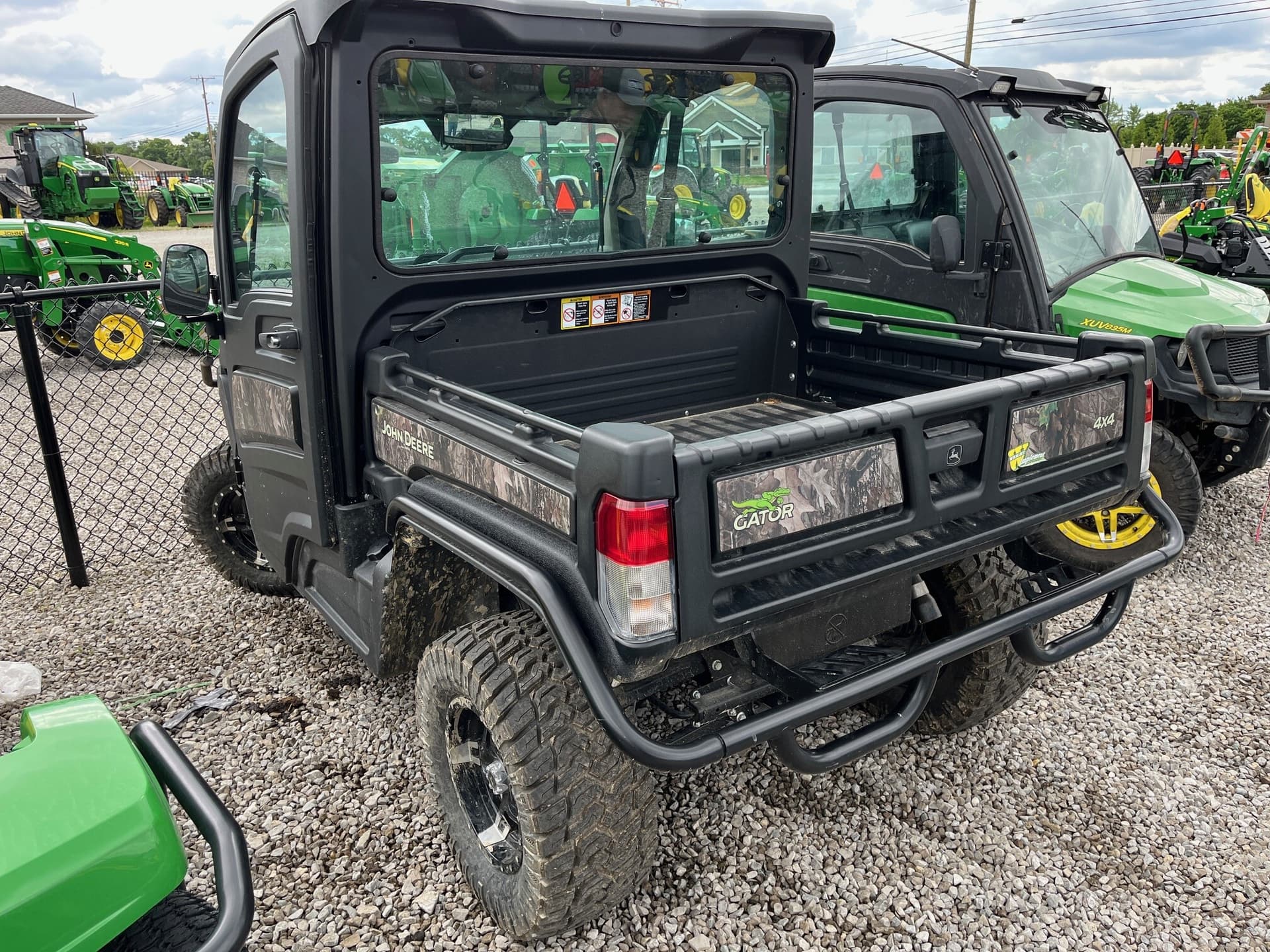 2024 John Deere XUV 835R Image