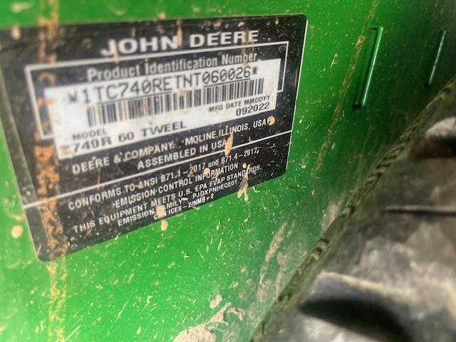 2023 John Deere Z740R Image