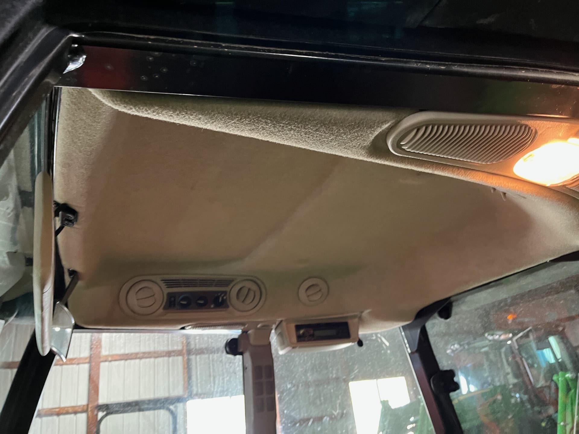 2016 John Deere 5055E Image