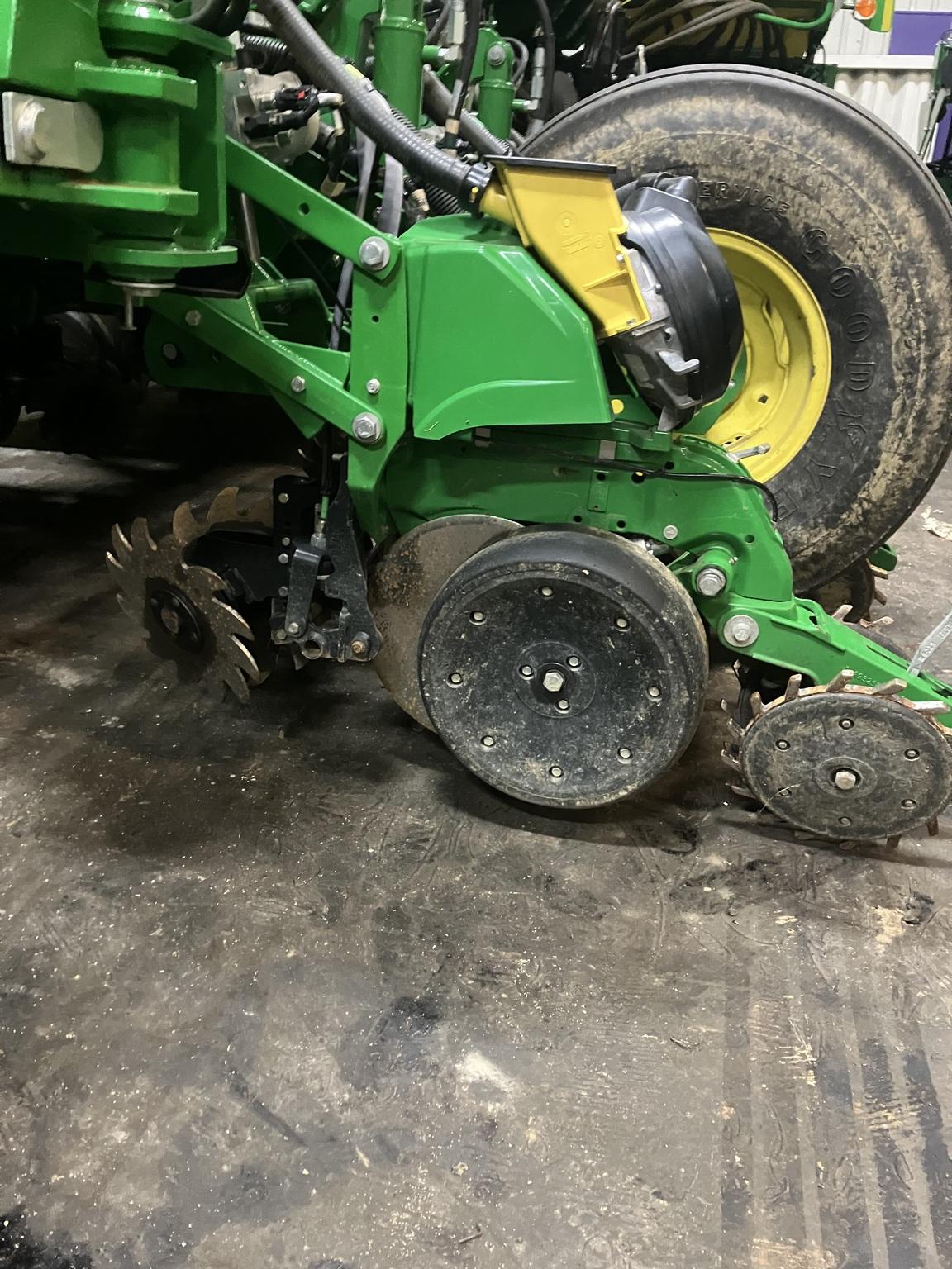 2020 John Deere 1775NT