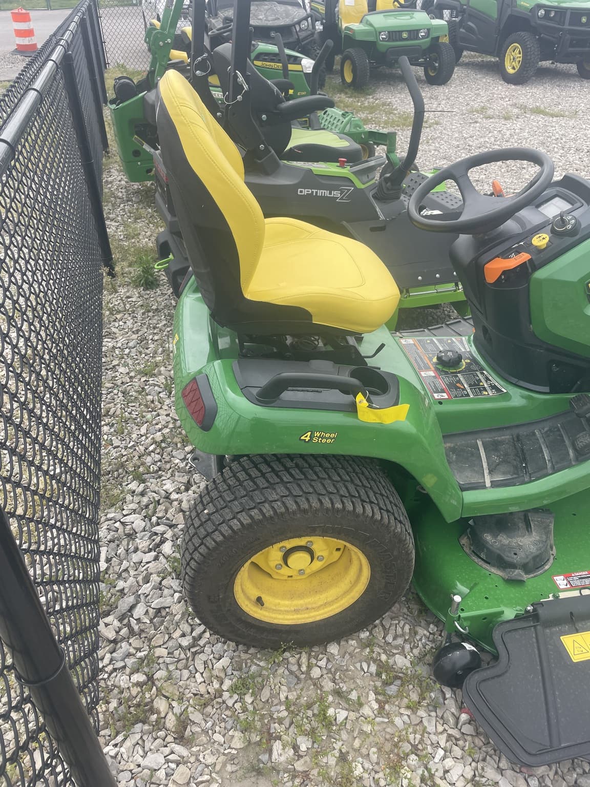 2023 John Deere X584 Image