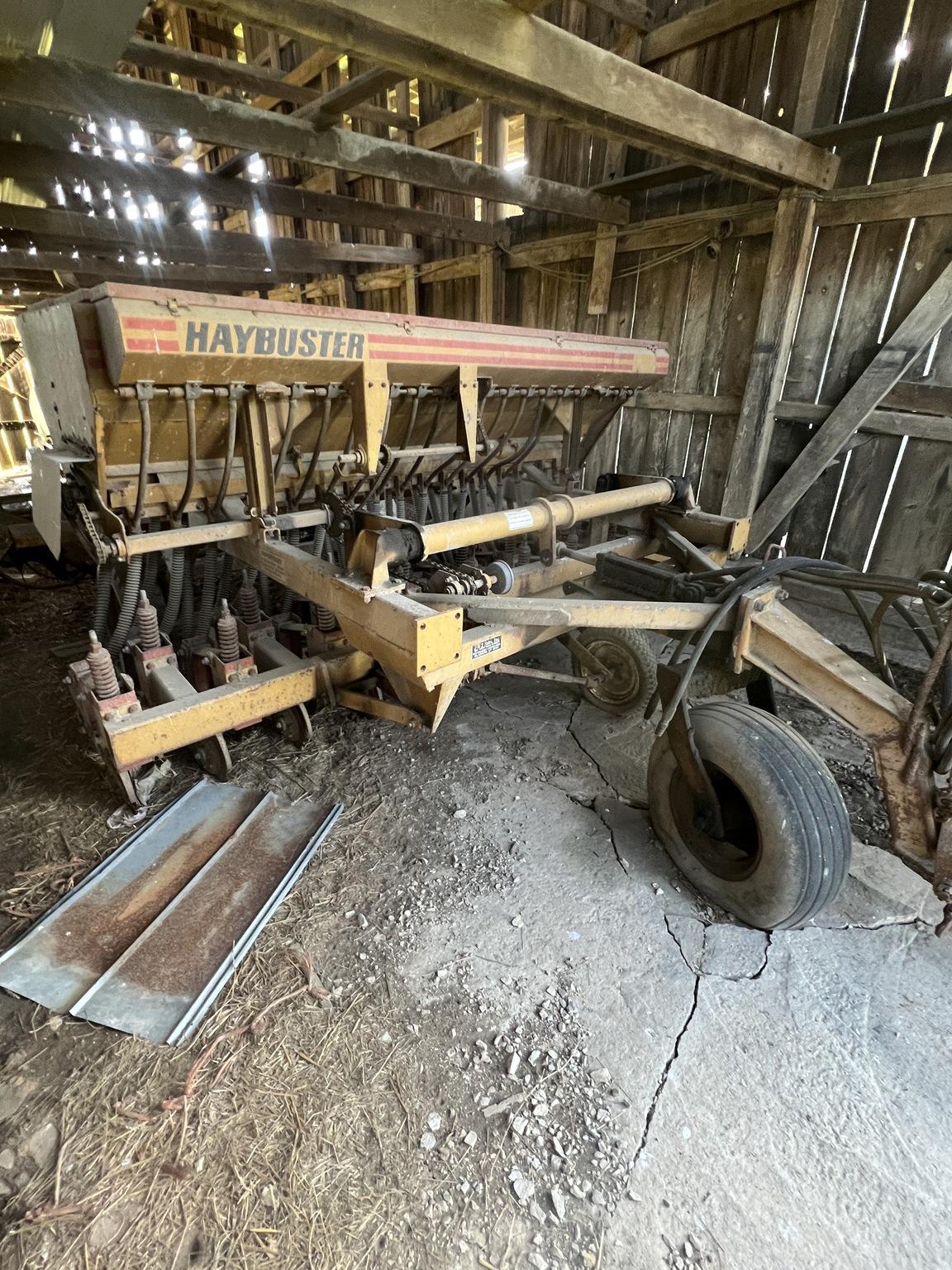 Haybuster 107 Image