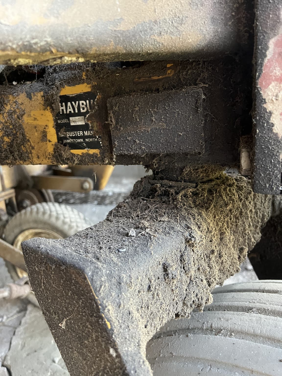 Haybuster 107 Image