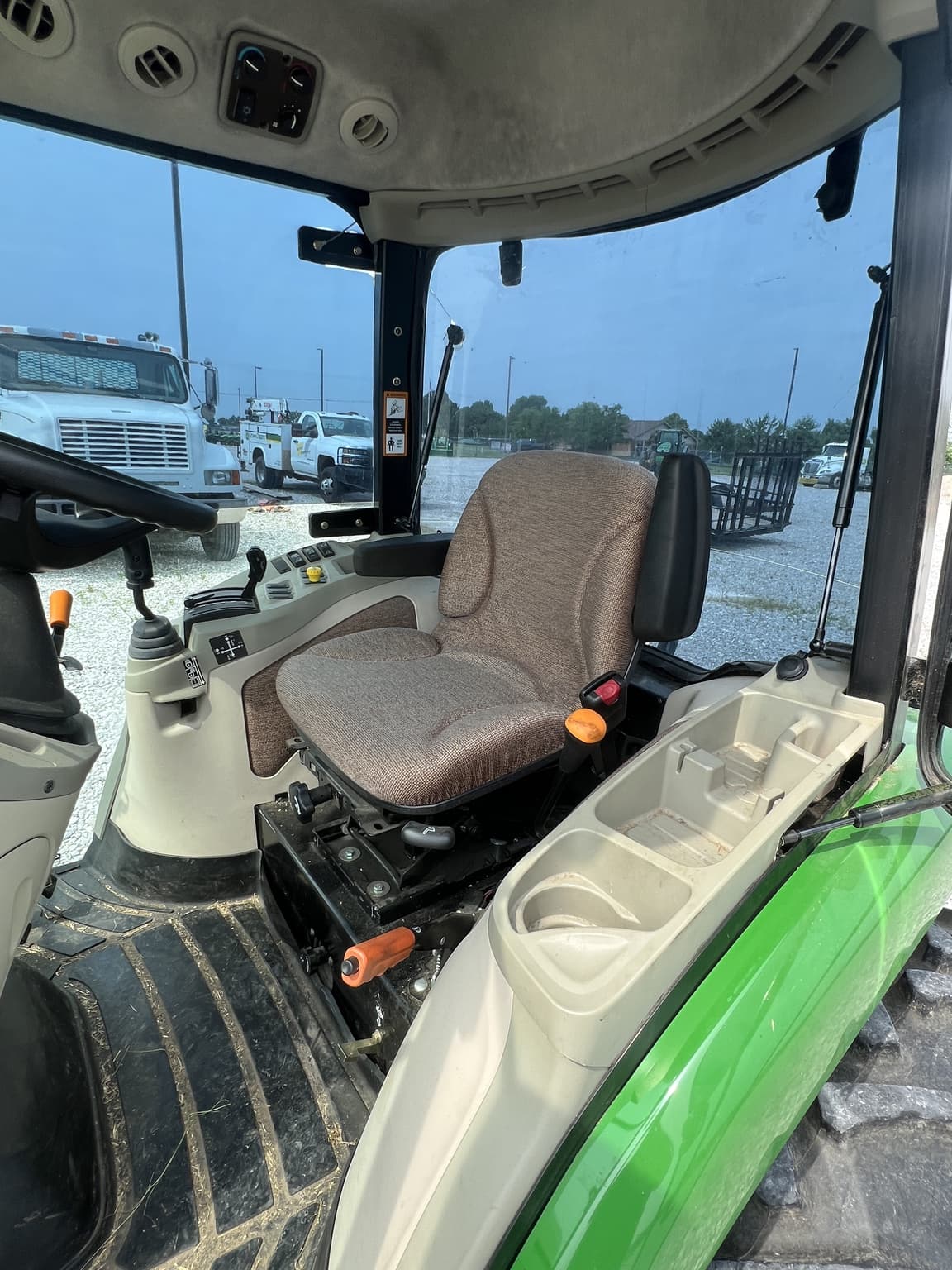 2012 John Deere 3520 Image