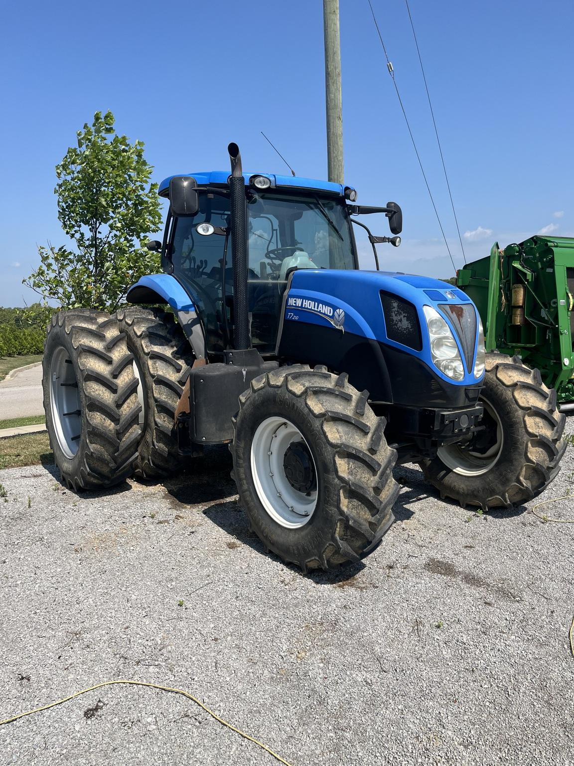 2015 New Holland T7.210 T4B