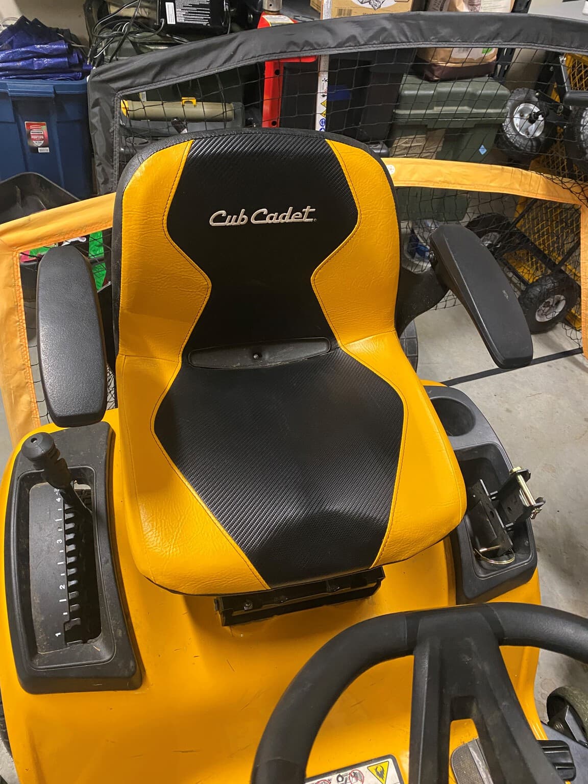 2022 Cub Cadet XT2 LX46 Image