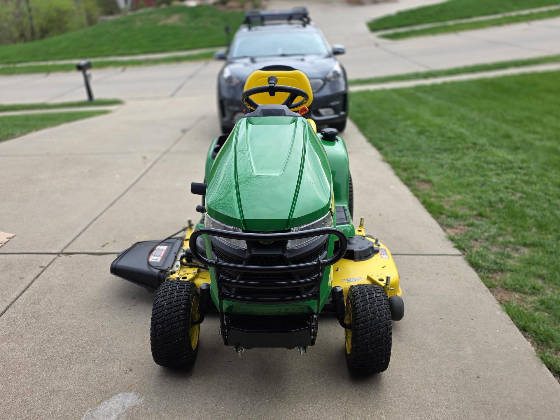 2019 John Deere X390 Image