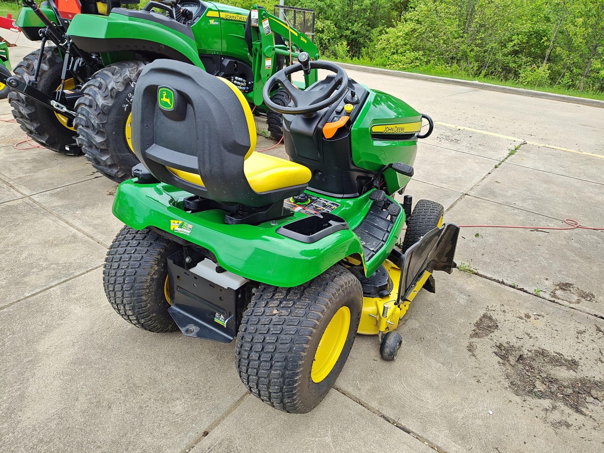 2019 John Deere X390 Image