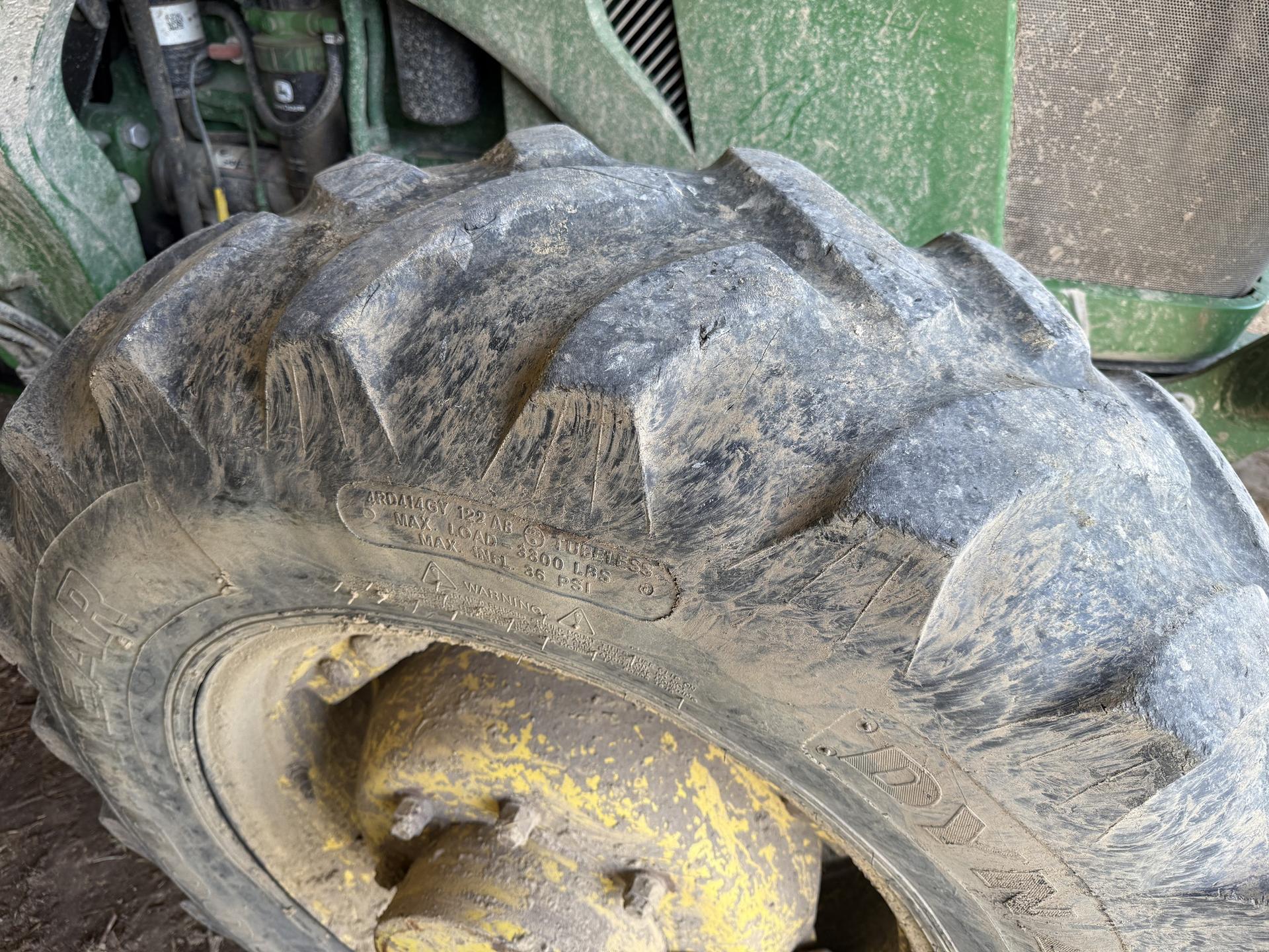 2012 John Deere 5100M Image
