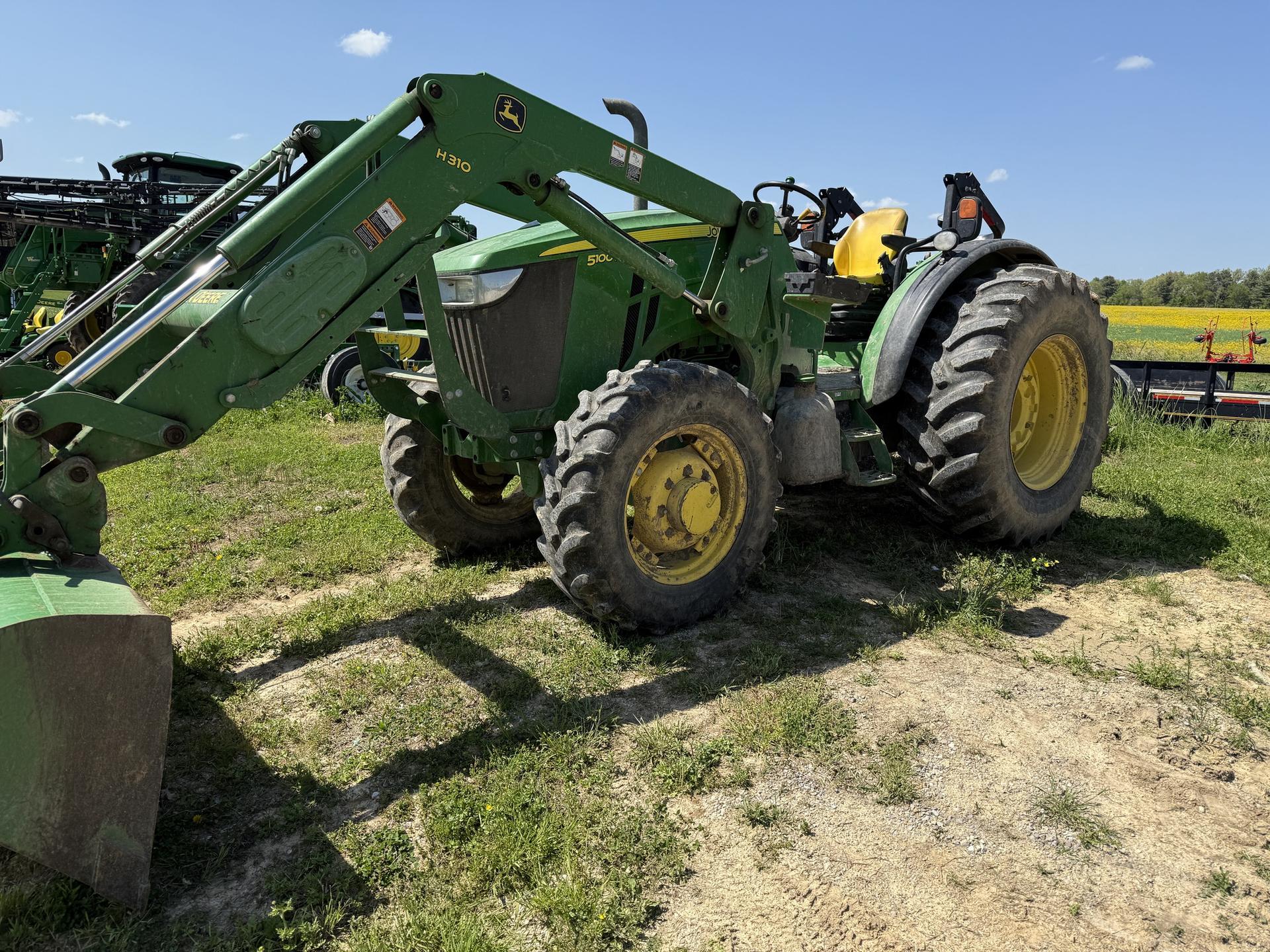 2012 John Deere 5100M Image