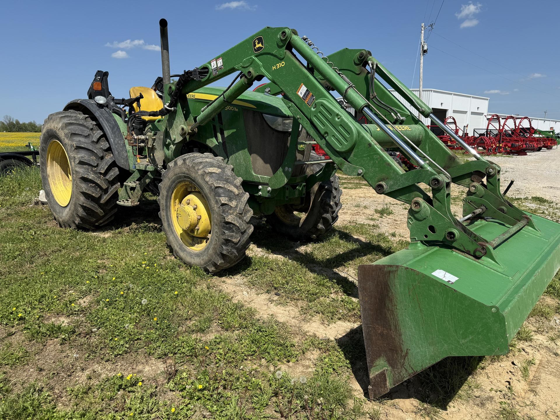 2012 John Deere 5100M Image