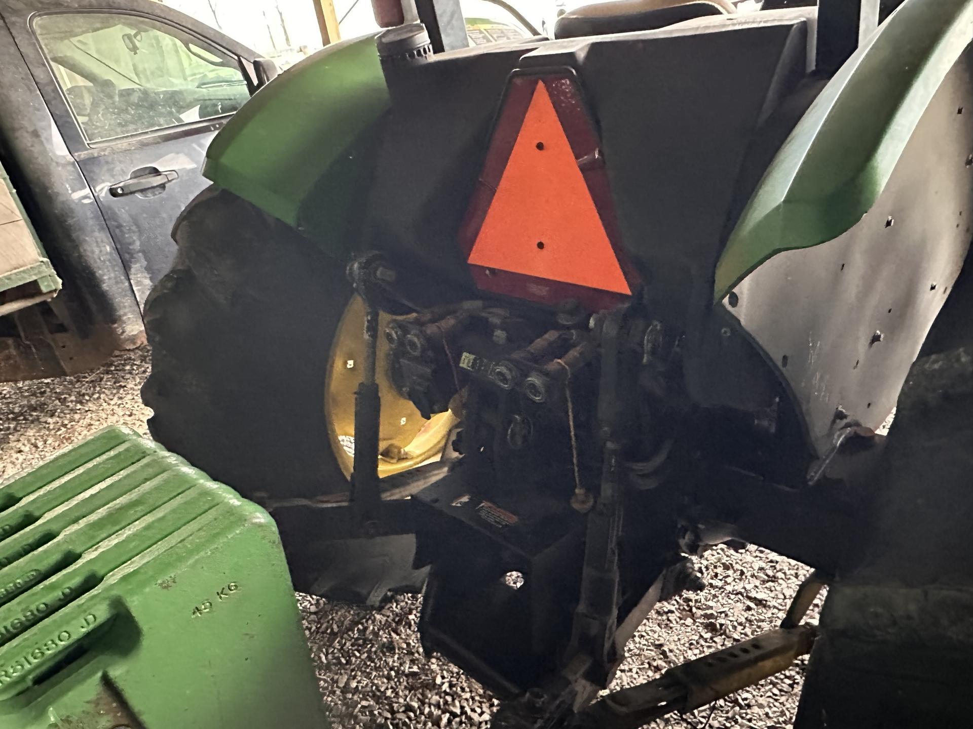 2003 John Deere 5420 Image