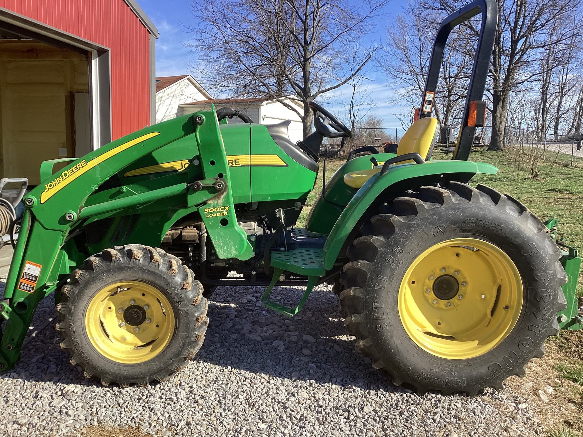 2012 John Deere 4105 Image
