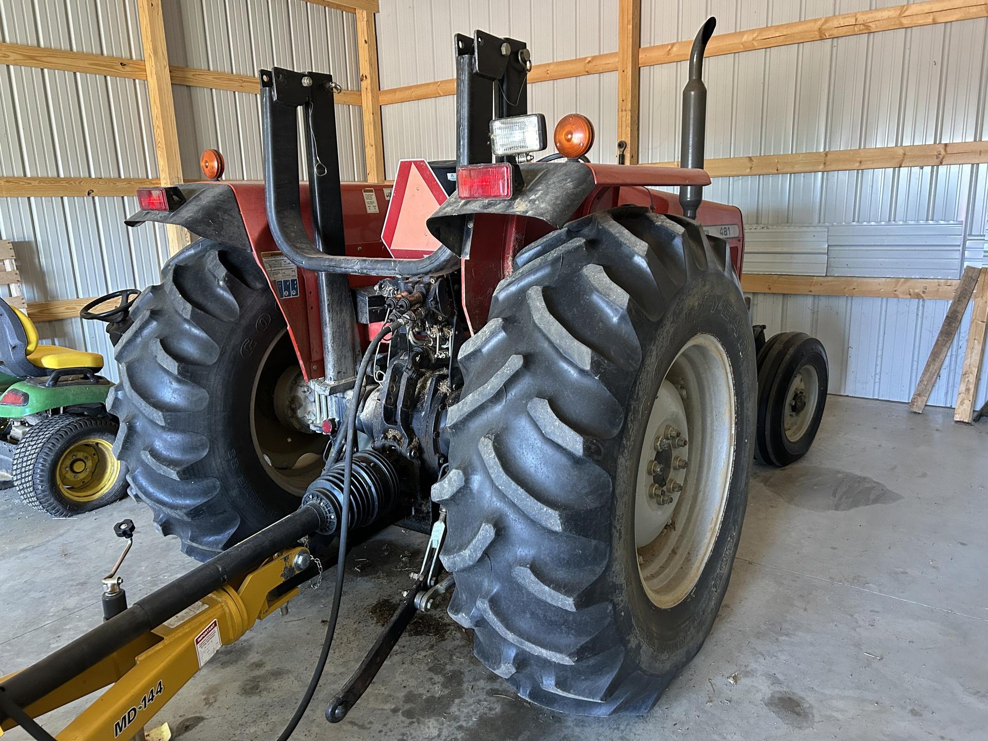 2003 Massey Ferguson 481