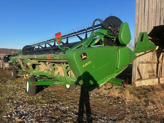2013 John Deere 635FD Image