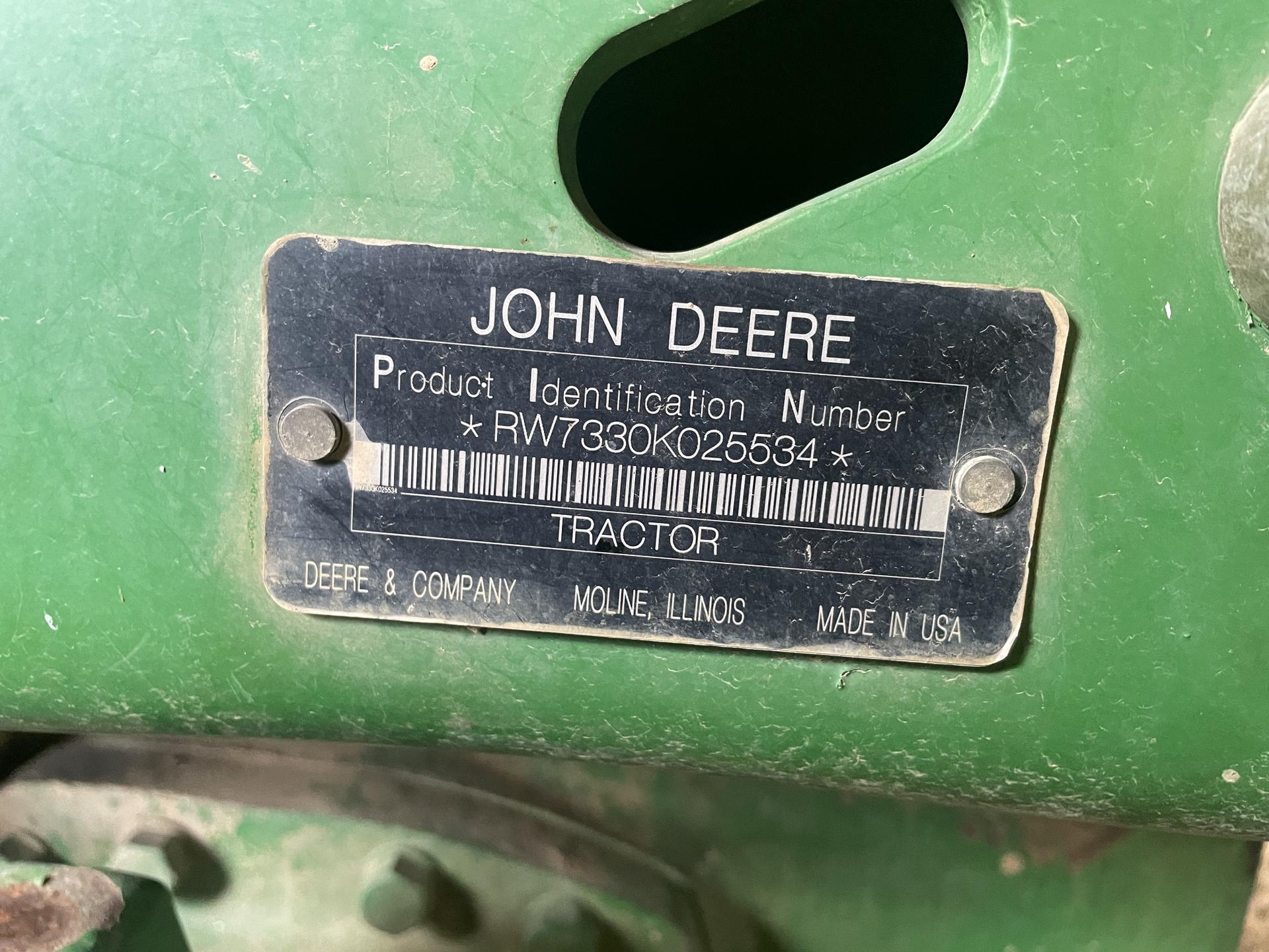 2011 John Deere 7330