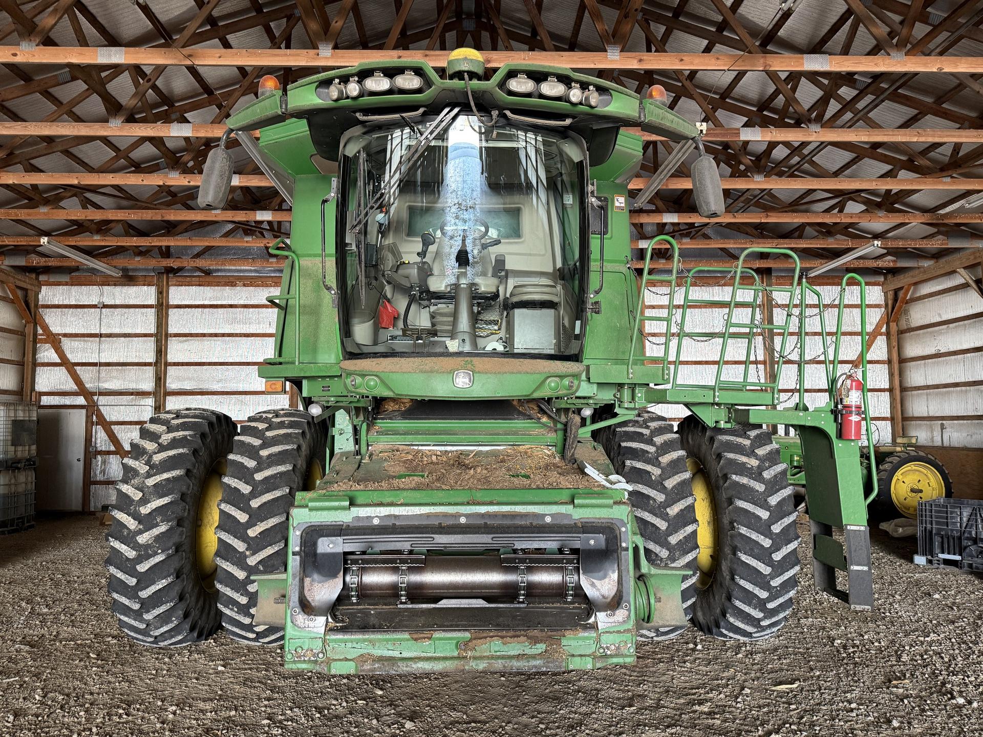 2015 John Deere S670