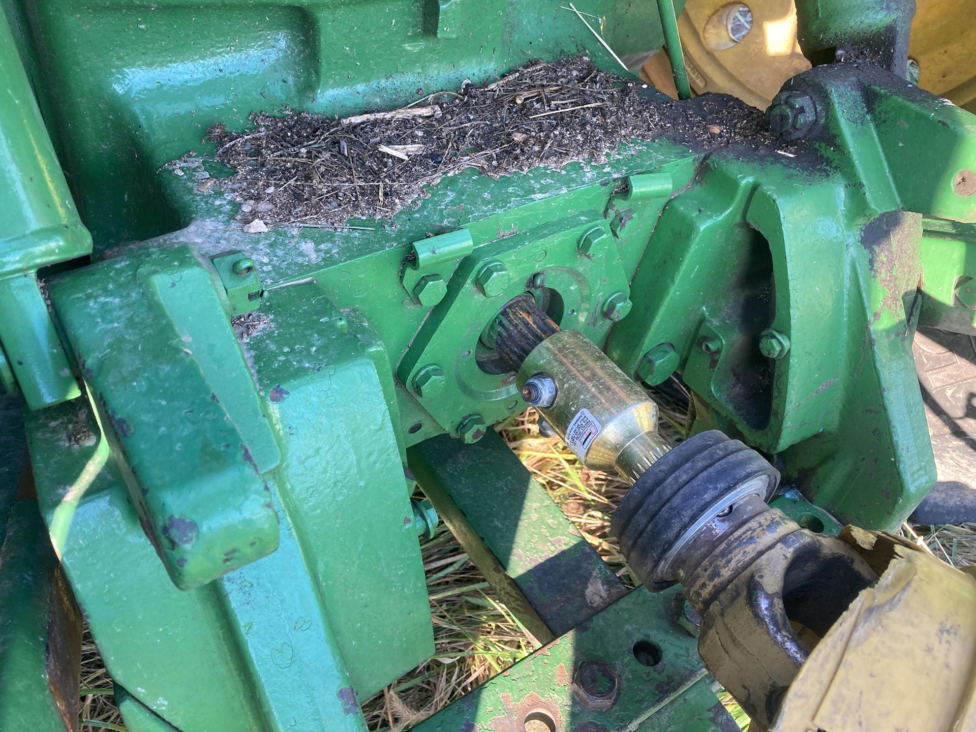 1990 John Deere 4955