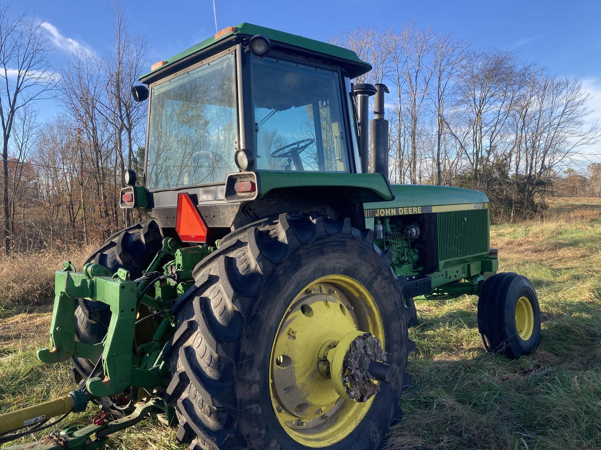 1990 John Deere 4955