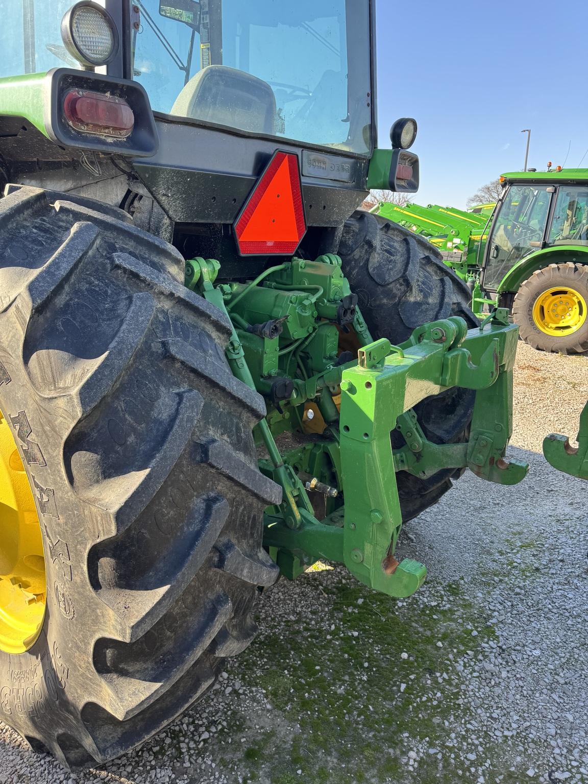 1990 John Deere 4955 Image