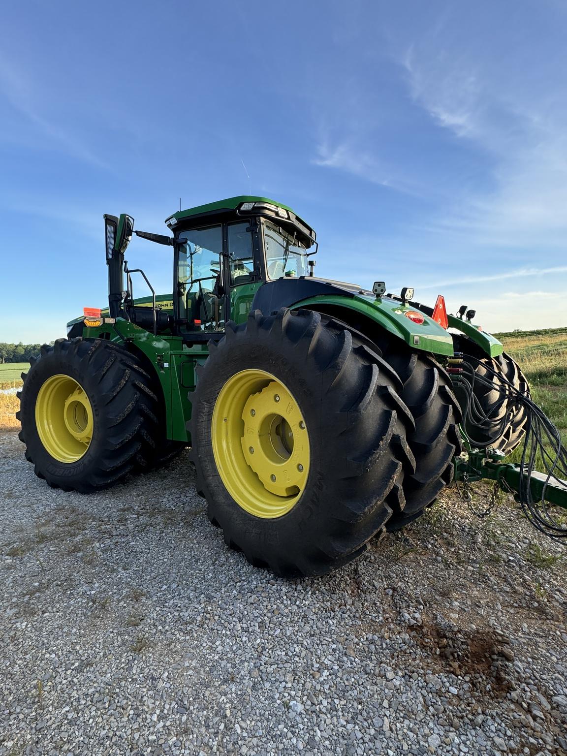 2022 John Deere 9R 490