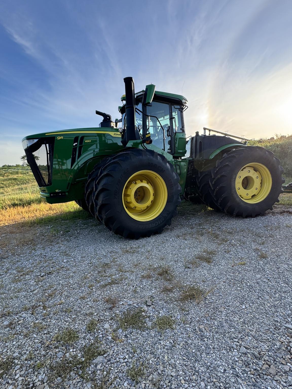 2022 John Deere 9R 490