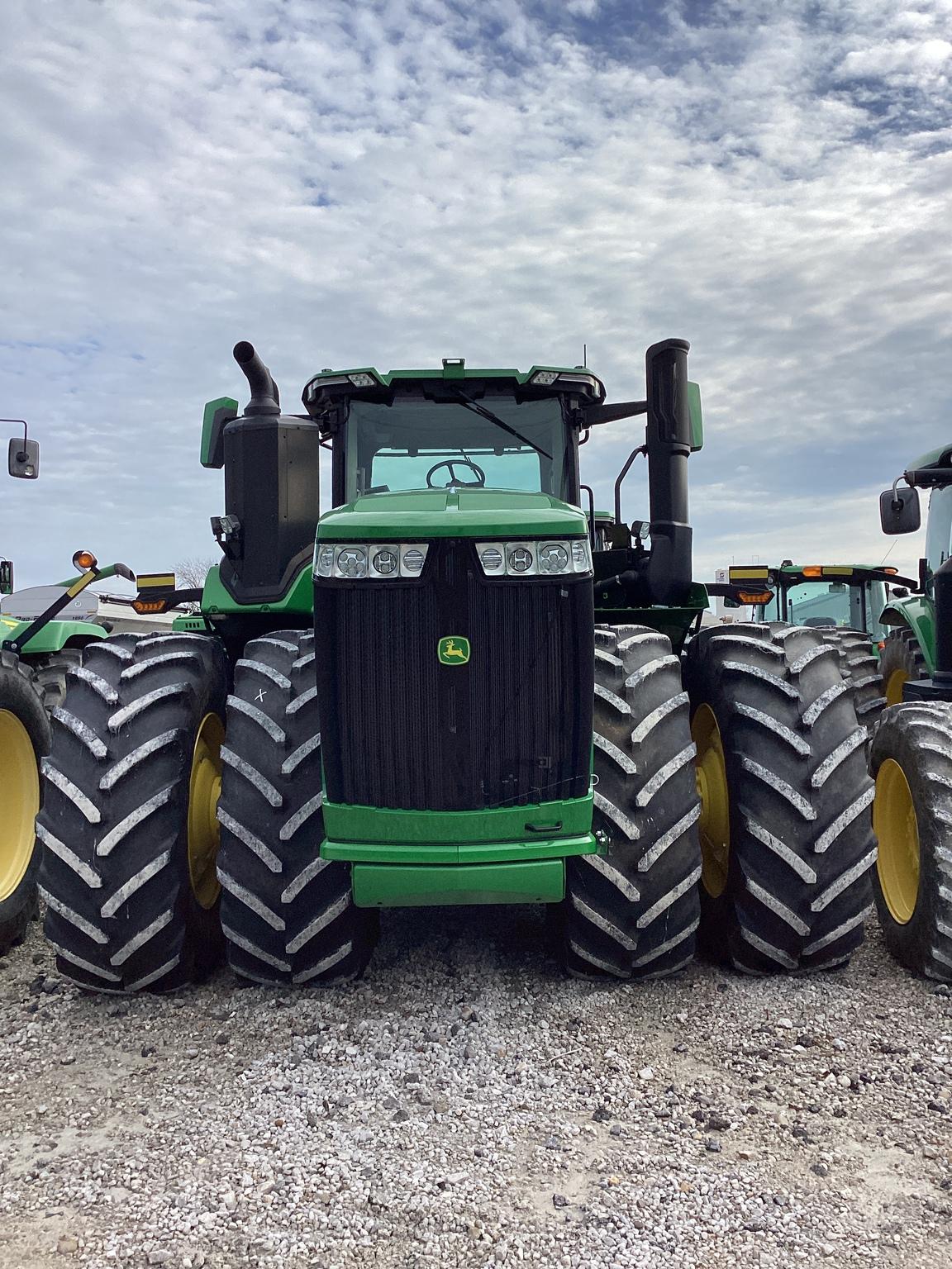 2022 John Deere 9R 490 Image