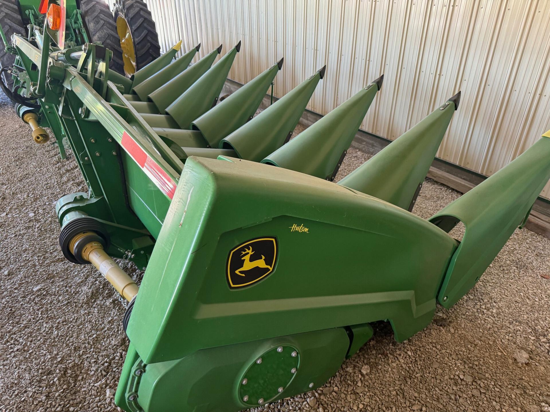 2022 John Deere C8F