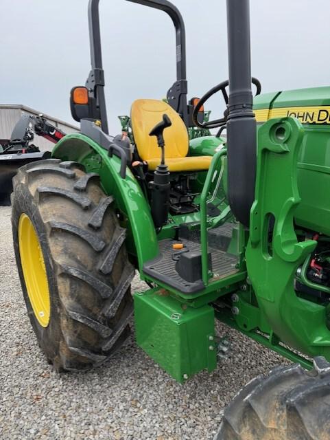 2022 John Deere 5065E Image