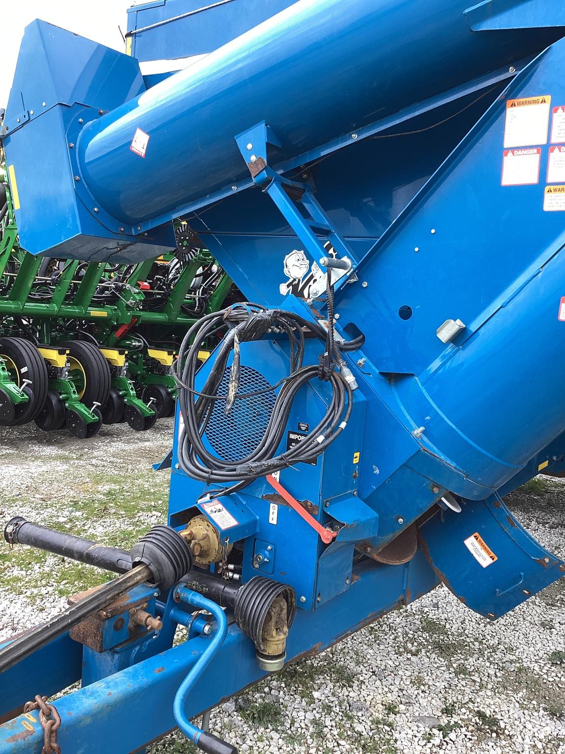 2009 Kinze 1050 Image