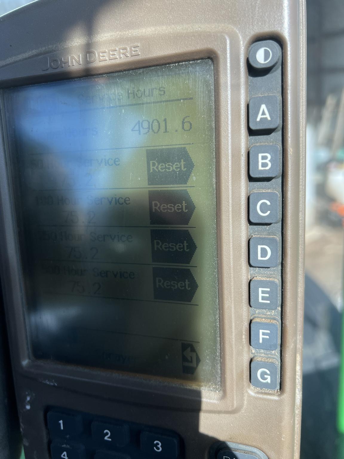 2005 John Deere 4720 Image