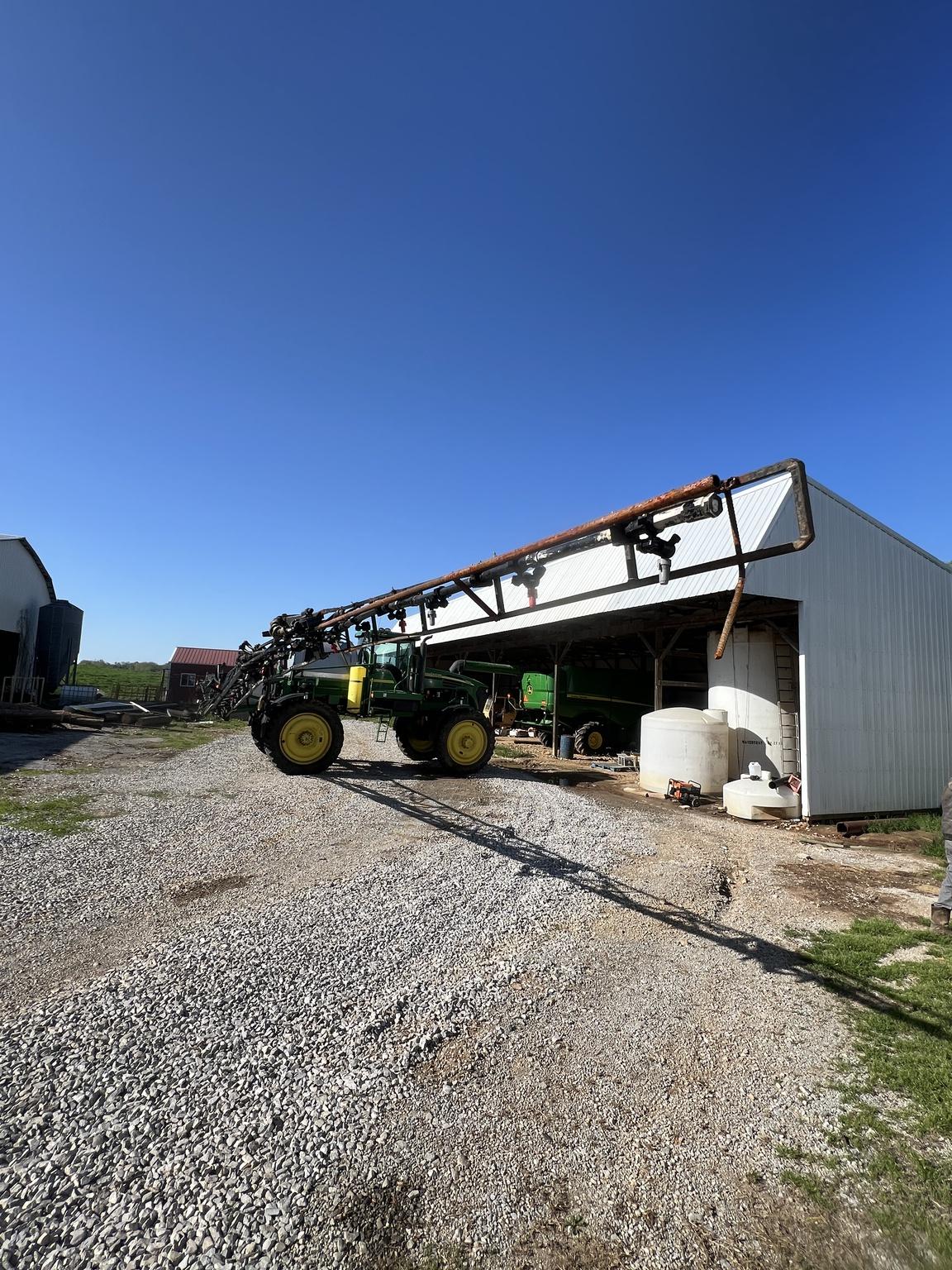 2005 John Deere 4720 Image