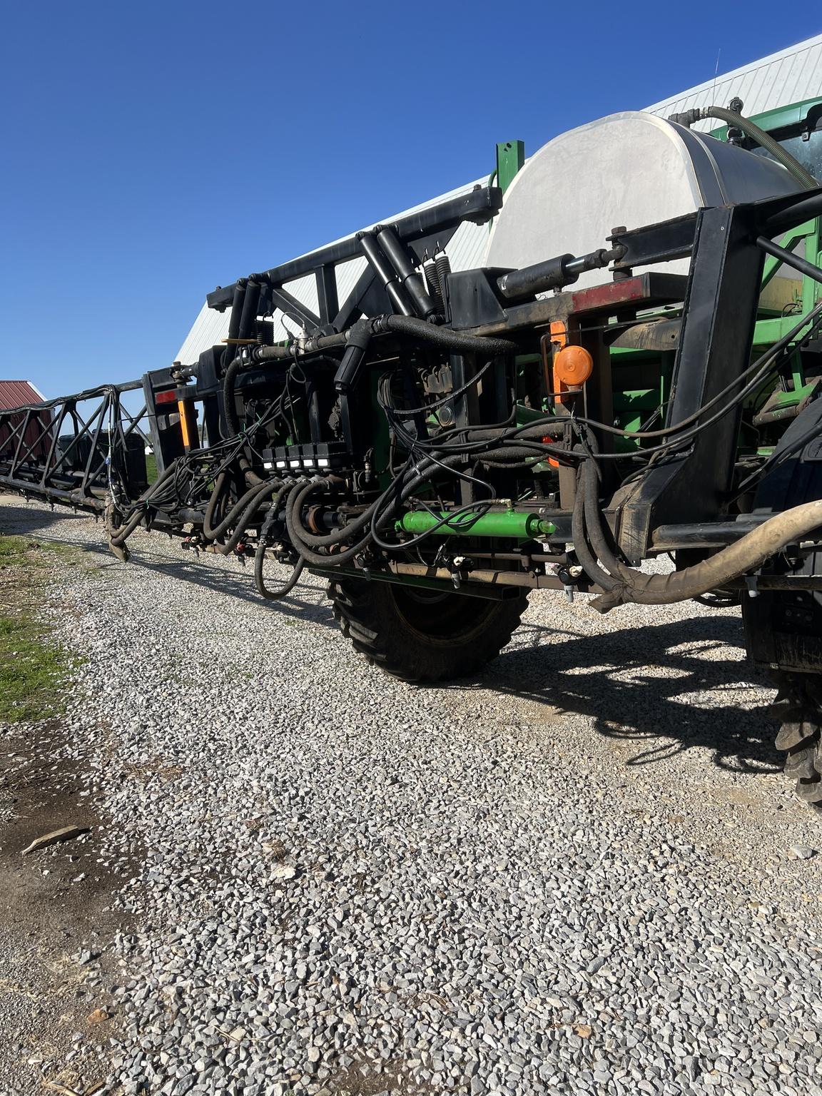 2005 John Deere 4720 Image