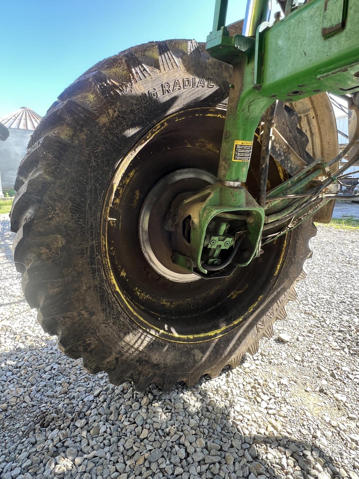 2005 John Deere 4720 Image