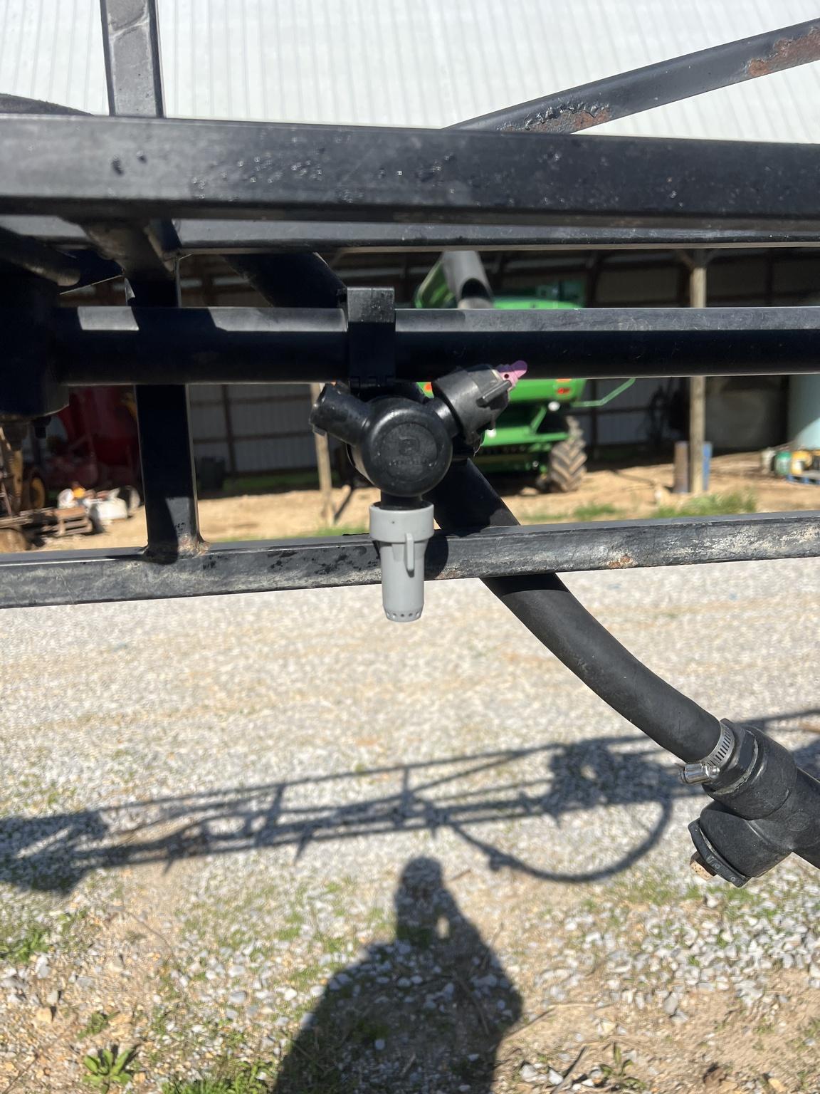 2005 John Deere 4720 Image