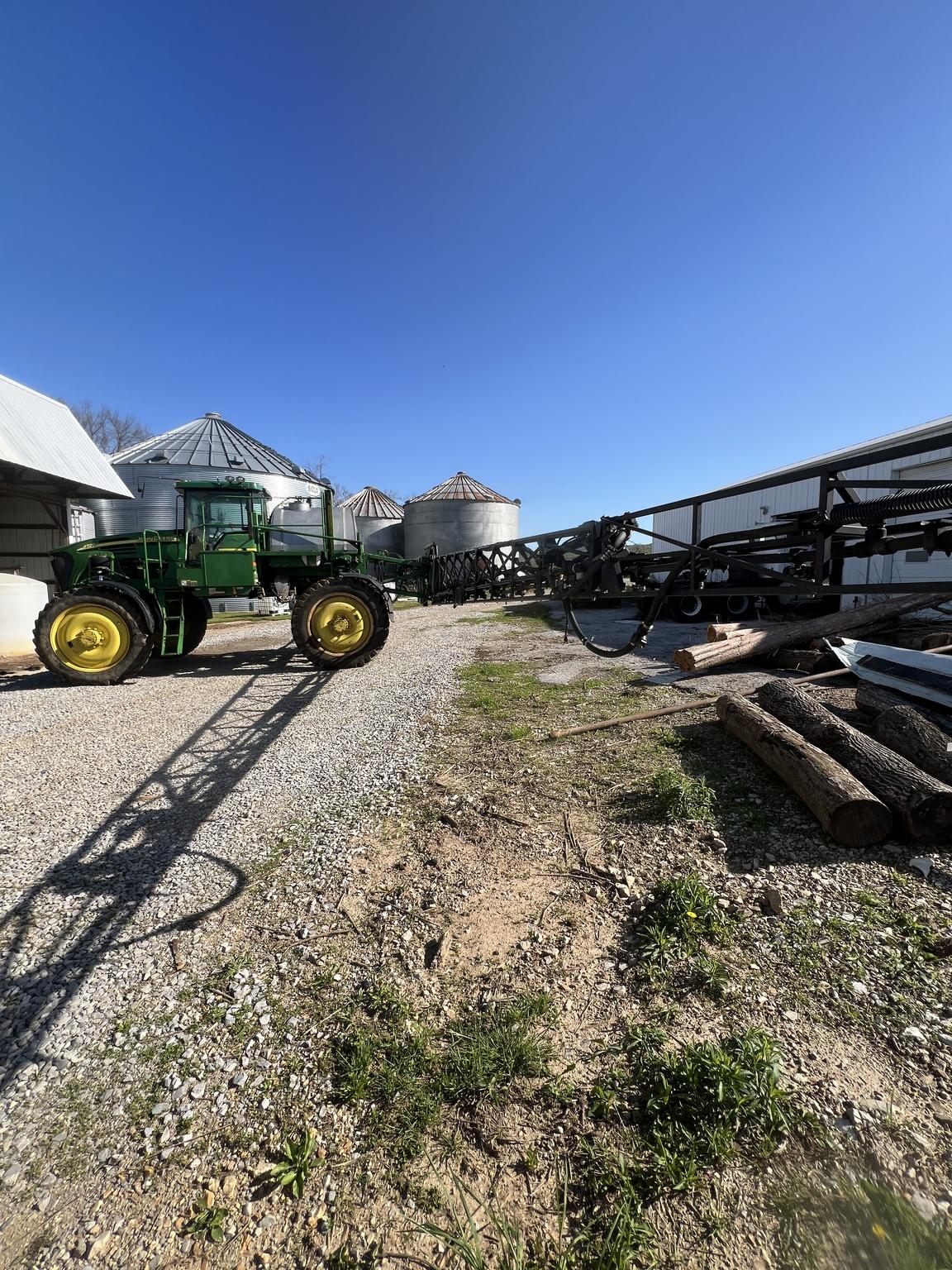 2005 John Deere 4720 Image