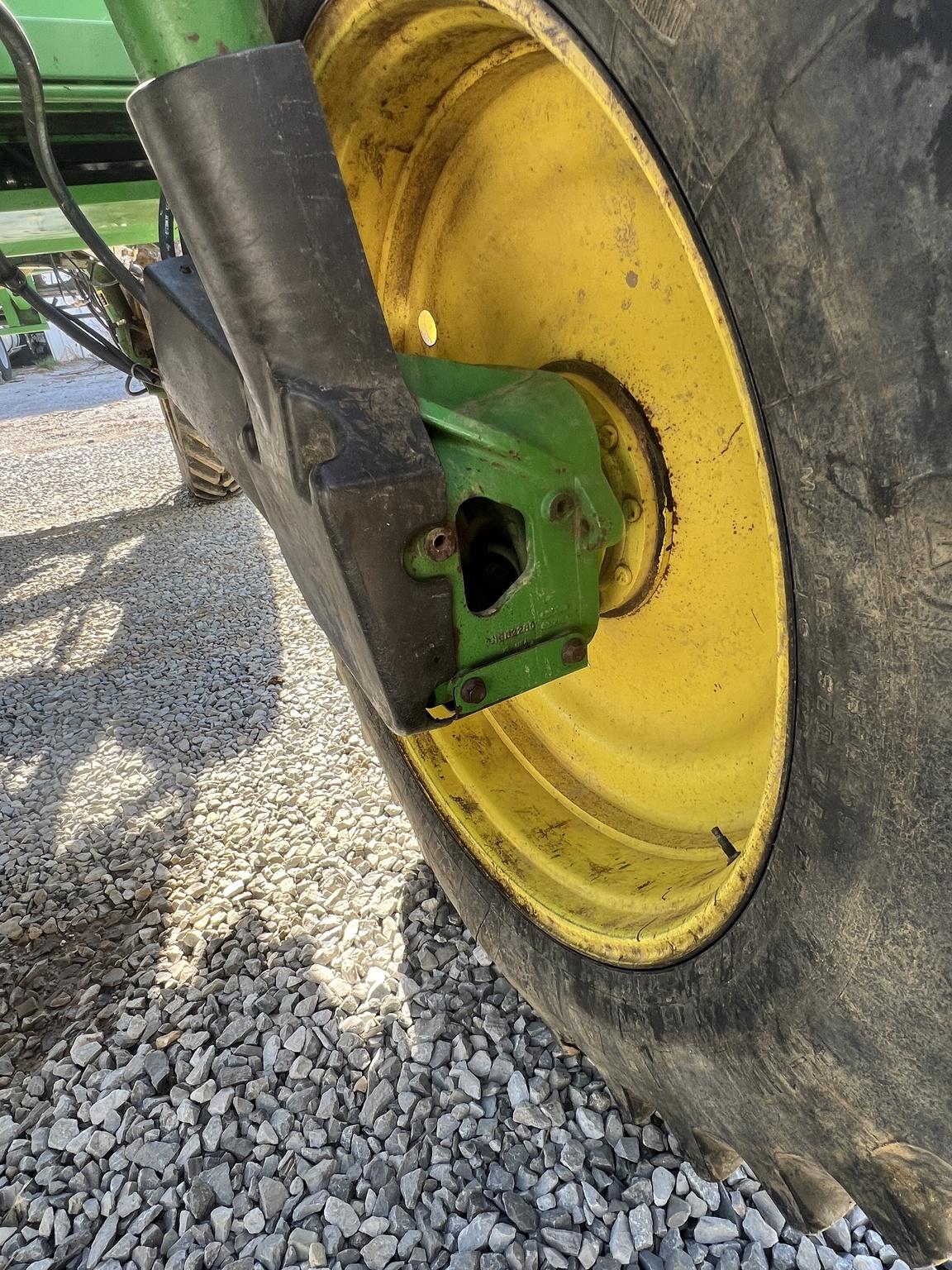 2005 John Deere 4720 Image